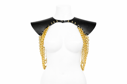 Bolero in cuoio nero e catene oro